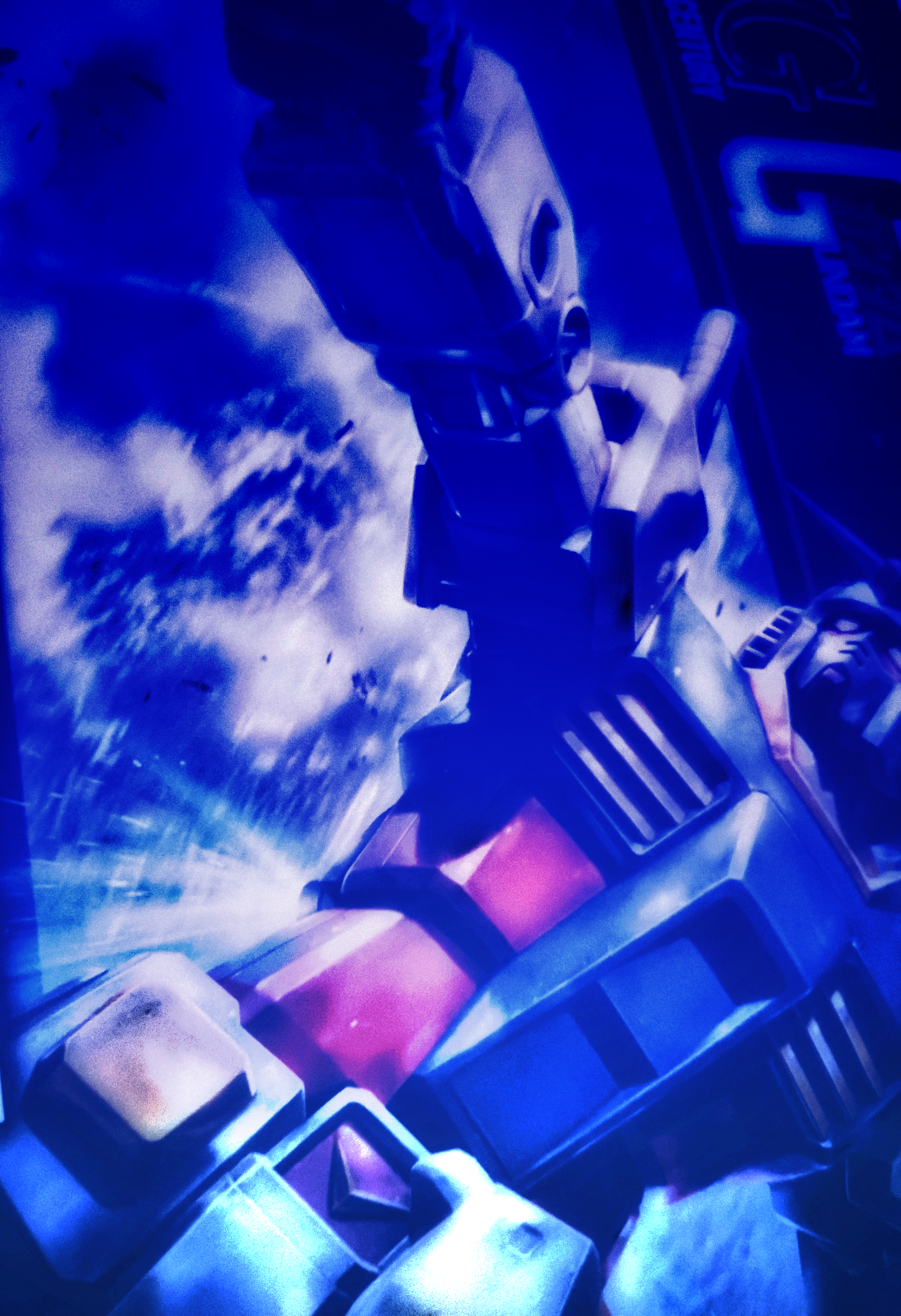 Giant Mechanical Suit for war, Gundam